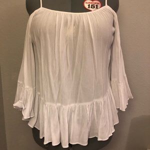 Flowy White Off the shoulder shirt
